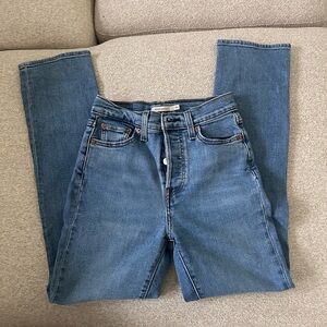 Levi’s Wedgie Straight